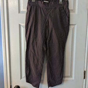 EUC Columbia Omni-Shield Capri pants - L